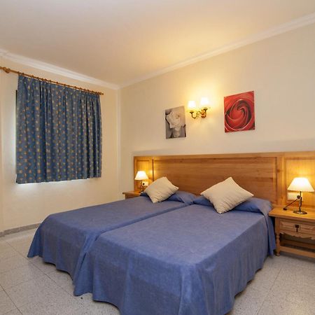 Casa Luis Apartments Santa Eulária des Riu Quarto foto